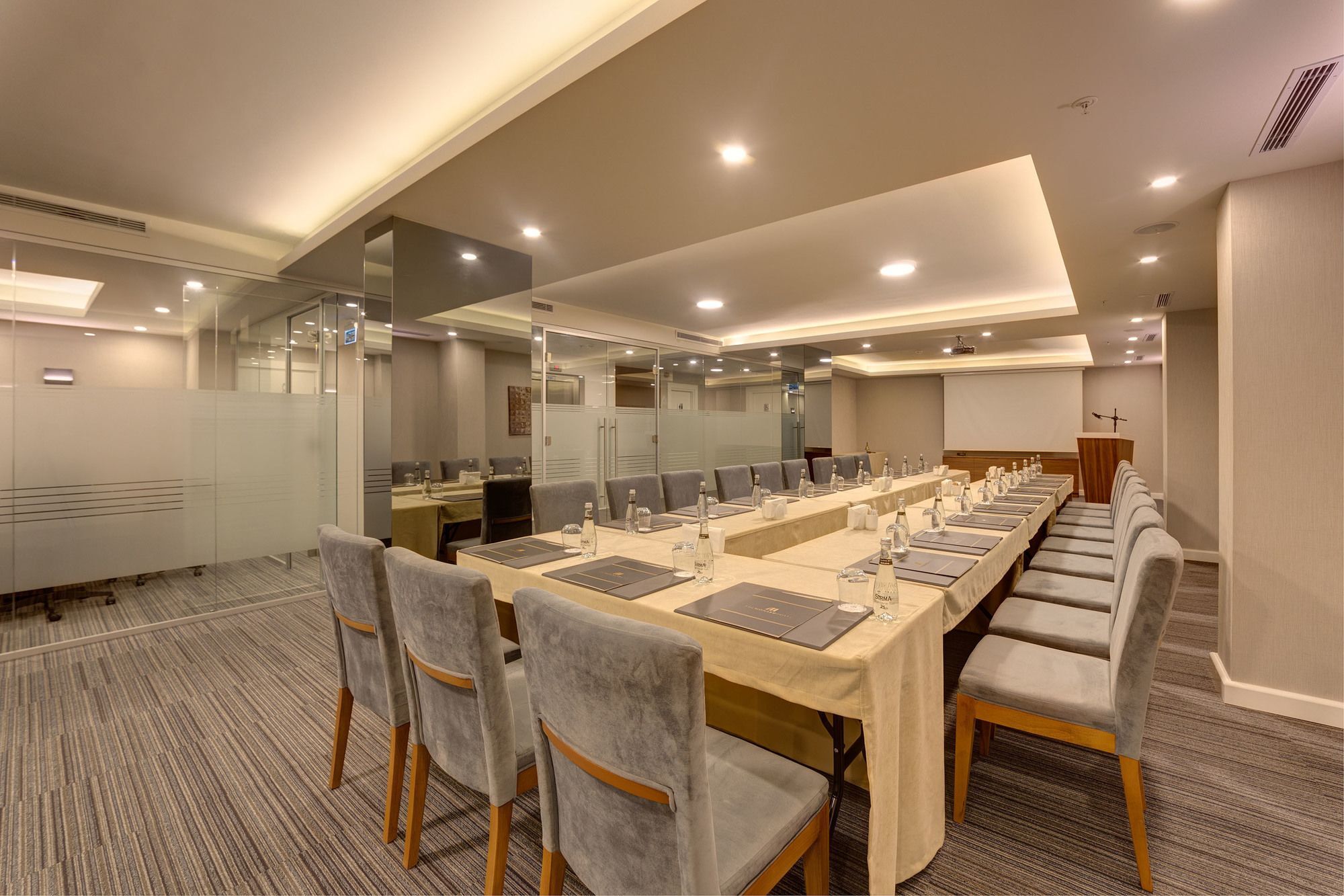 The Menord Hotel Mersin  Buitenkant foto